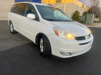 Used 2004 Toyota Sienna XLE image 1