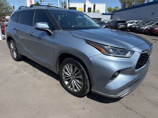 Used 2020 Toyota Highlander Platinum image 1