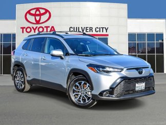 Used 2024 Toyota Corolla Cross SE image 1