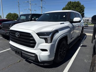 Used 2025 Toyota Sequoia 4WD image 1