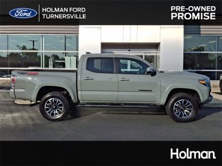 Used 2022 Toyota Tacoma TRD Sport image 1