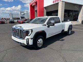 Used 2024 GMC Sierra 3500 Denali w/ Denali Reserve Package image 1