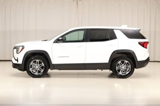 Used 2025 GMC Terrain Elevation image 1