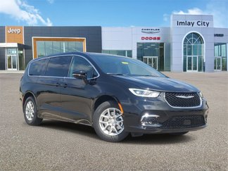 New 2026 Chrysler Pacifica Select image 1