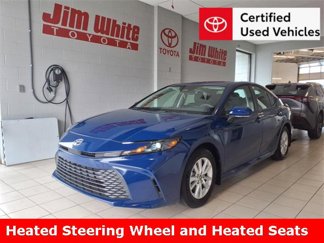 Certified 2025 Toyota Camry LE image 1