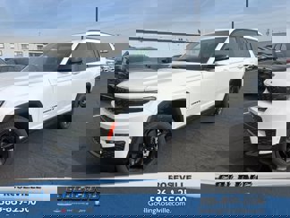New 2025 Jeep Grand Cherokee L Limited image 1