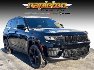 New 2025 Jeep Grand Cherokee Altitude image 1