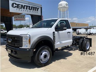 Used 2024 Ford F550 2WD Regular Cab Super Duty image 1