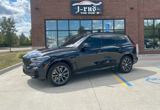 Used 2021 BMW X5 M50i w/ Executive Package video 1