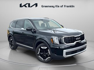 Used 2023 Kia Telluride EX w/ EX Captain's Chair Package image 1