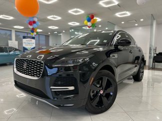 Used 2022 Jaguar E-PACE SE image 1