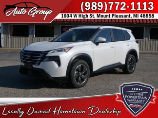 Used 2024 Nissan Rogue SV image 1