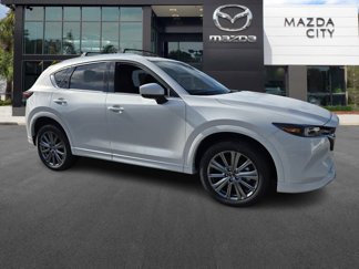 New 2025 MAZDA CX-5 Signature image 1