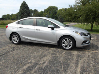 Used 2018 Chevrolet Cruze LT image 1