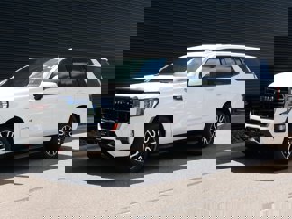 Used 2023 GMC Yukon AT4 image 1