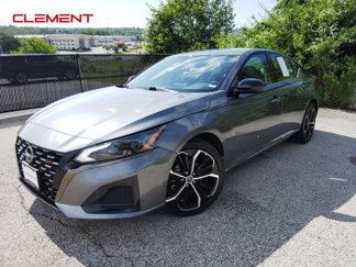 Used 2024 Nissan Altima 2.5 SR image 1