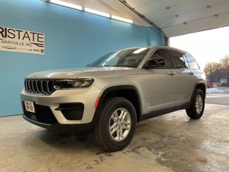 New 2025 Jeep Grand Cherokee Laredo w/ Luxury Tech Group I image 1