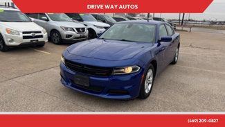 Used 2018 Dodge Charger SXT image 1