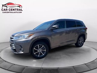 Used 2018 Toyota Highlander XLE image 1