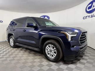 Used 2025 Toyota Sequoia SR5 image 1