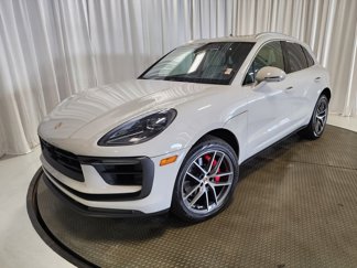 Certified 2024 Porsche Macan S image 1