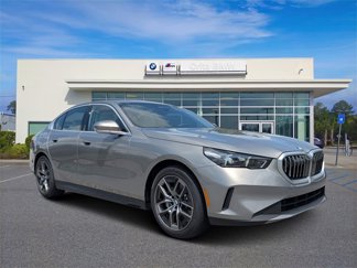New 2026 BMW 530i w/ Premium Package image 1
