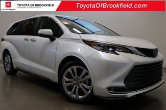 Certified 2023 Toyota Sienna Platinum image 1