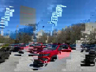 New 2025 Jeep Compass Latitude image 1
