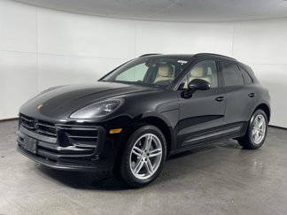 Certified 2023 Porsche Macan Turbo image 1