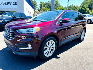 Used 2021 Ford Edge Titanium image 1