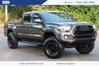 Used 2017 Toyota Tacoma TRD Off-Road image 1