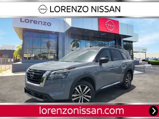 New 2025 Nissan Pathfinder Platinum image 1