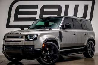 Used 2025 Land Rover Defender 110 X-Dynamic SE image 1