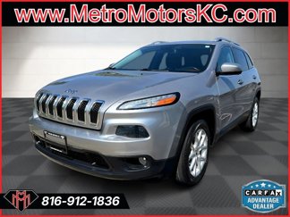 Used 2018 Jeep Cherokee Latitude w/ Cold Weather Group image 1