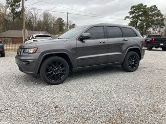 Used 2019 Jeep Grand Cherokee Altitude image 1