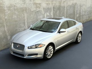 Used 2015 Jaguar XF Premium image 1