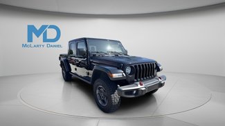 Used 2023 Jeep Gladiator Rubicon w/ Cold Weather Group image 1