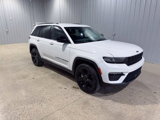 Used 2023 Jeep Grand Cherokee Limited w/ Black Appearance Package image 1
