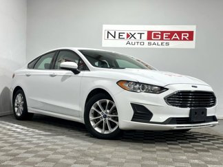 Used 2019 Ford Fusion SE image 1