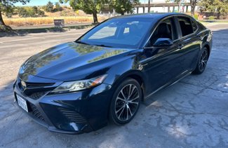 Used 2020 Toyota Camry SE image 1