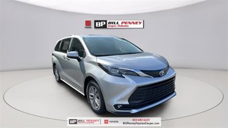 New 2025 Toyota Sienna XLE image 1