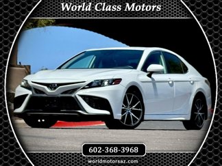 Used 2022 Toyota Camry SE image 1