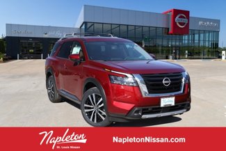 New 2025 Nissan Pathfinder Platinum image 1