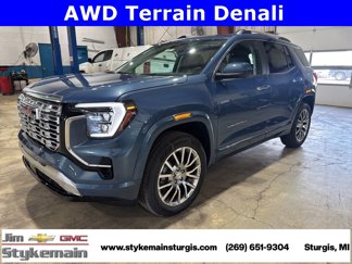 New 2026 GMC Terrain Denali w/ LPO, Floor Liner Package image 1