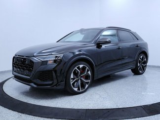 Used 2024 Audi RS Q8 w/ Black Optic Package image 1
