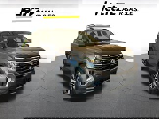 Used 2024 Volkswagen Atlas SE image 1