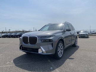 New 2025 BMW X7 xDrive40i w/ Executive Package image 1