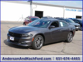 Used 2019 Dodge Charger SXT image 1