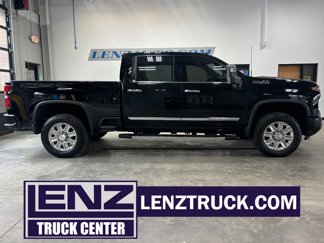 Used 2024 Chevrolet Silverado 2500 High Country image 1