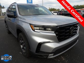 Certified 2025 Honda Pilot TrailSport image 1